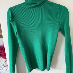 women's green ribbed turtle neck sweater